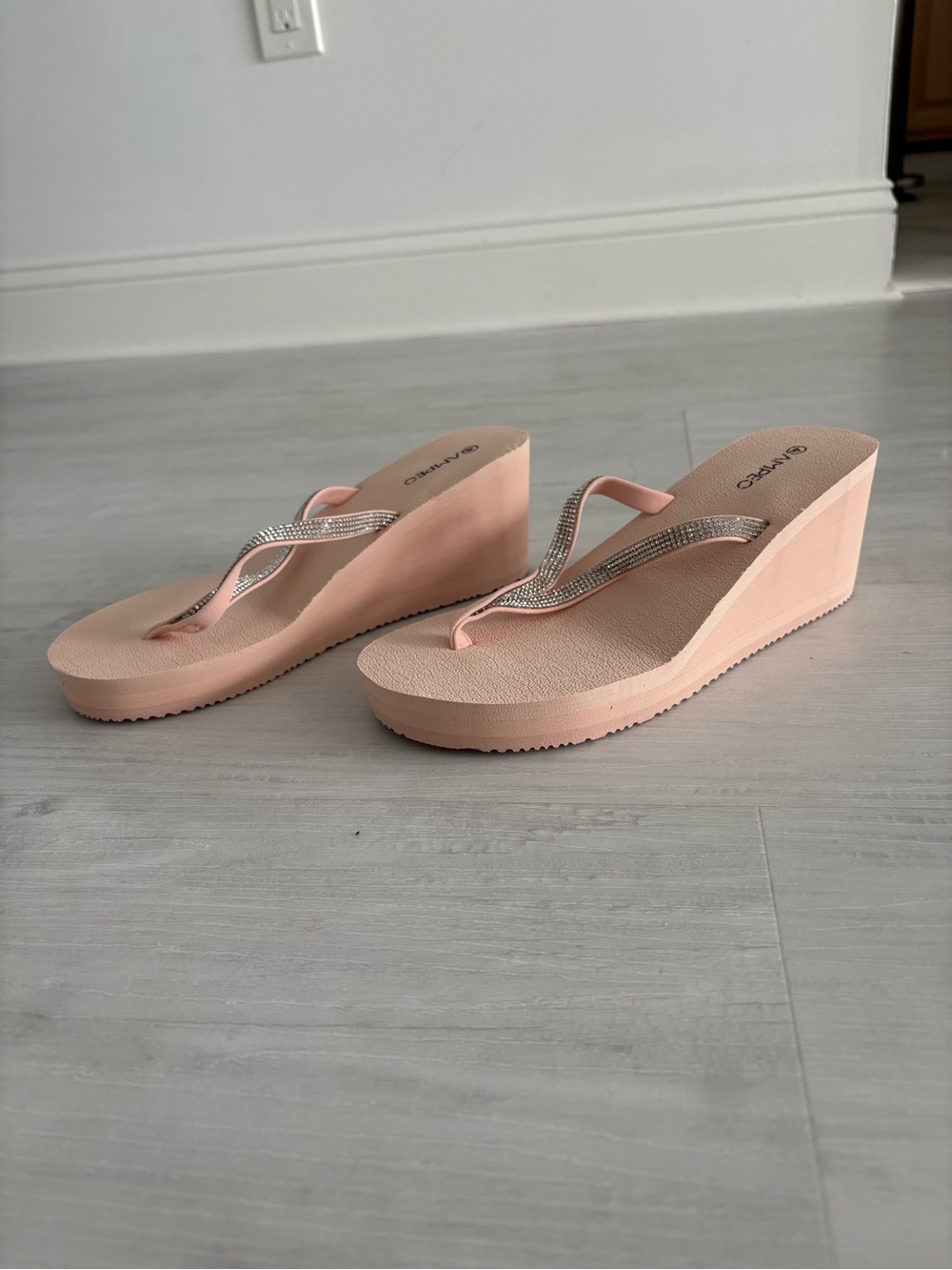 NEVER WORN Pink/Nude Wedge Rhinestone Flip-Flop Sandals